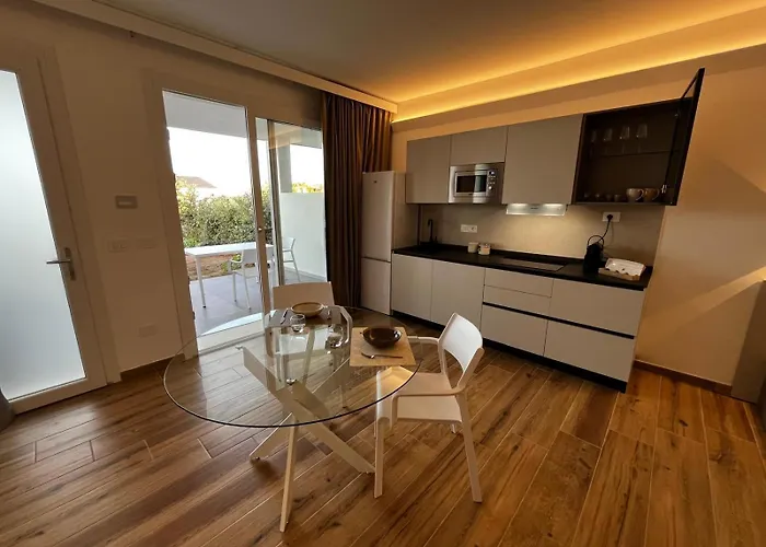 Mycircle Nyaraló Stintino